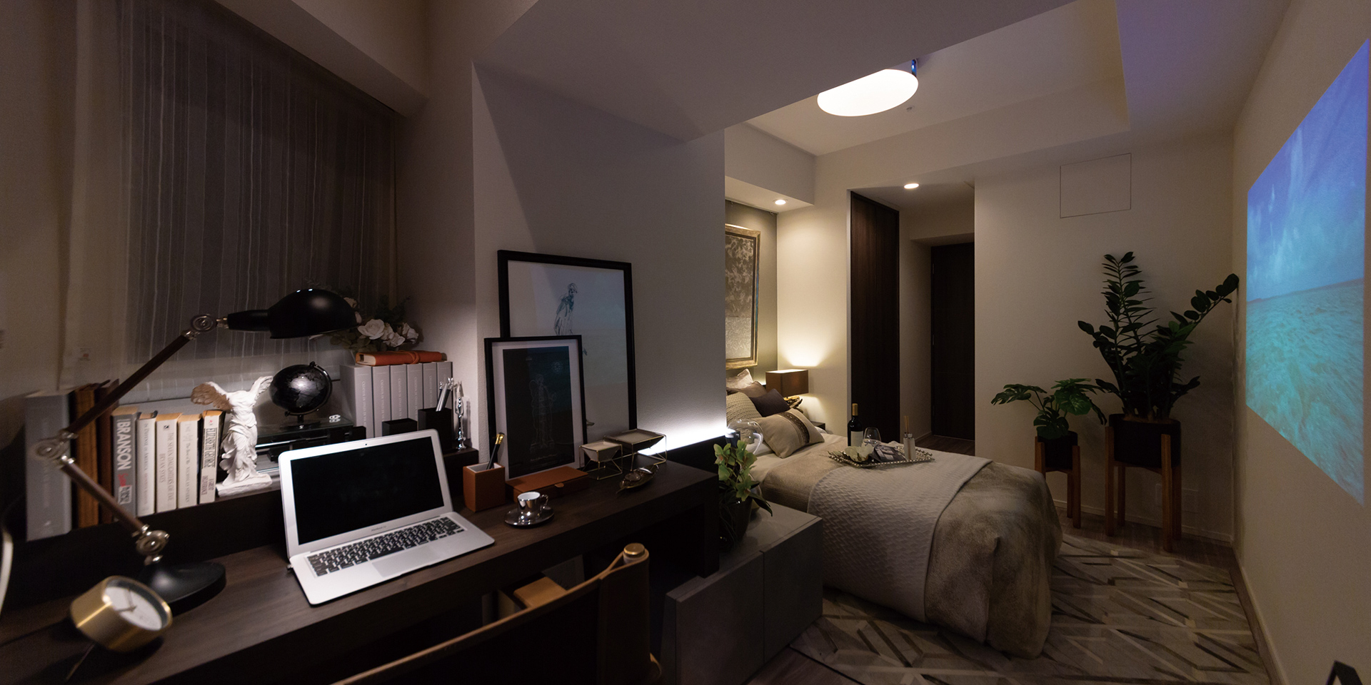 Bed-Room Bed-Room