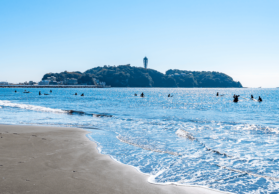 江の島へ（江の島駅）