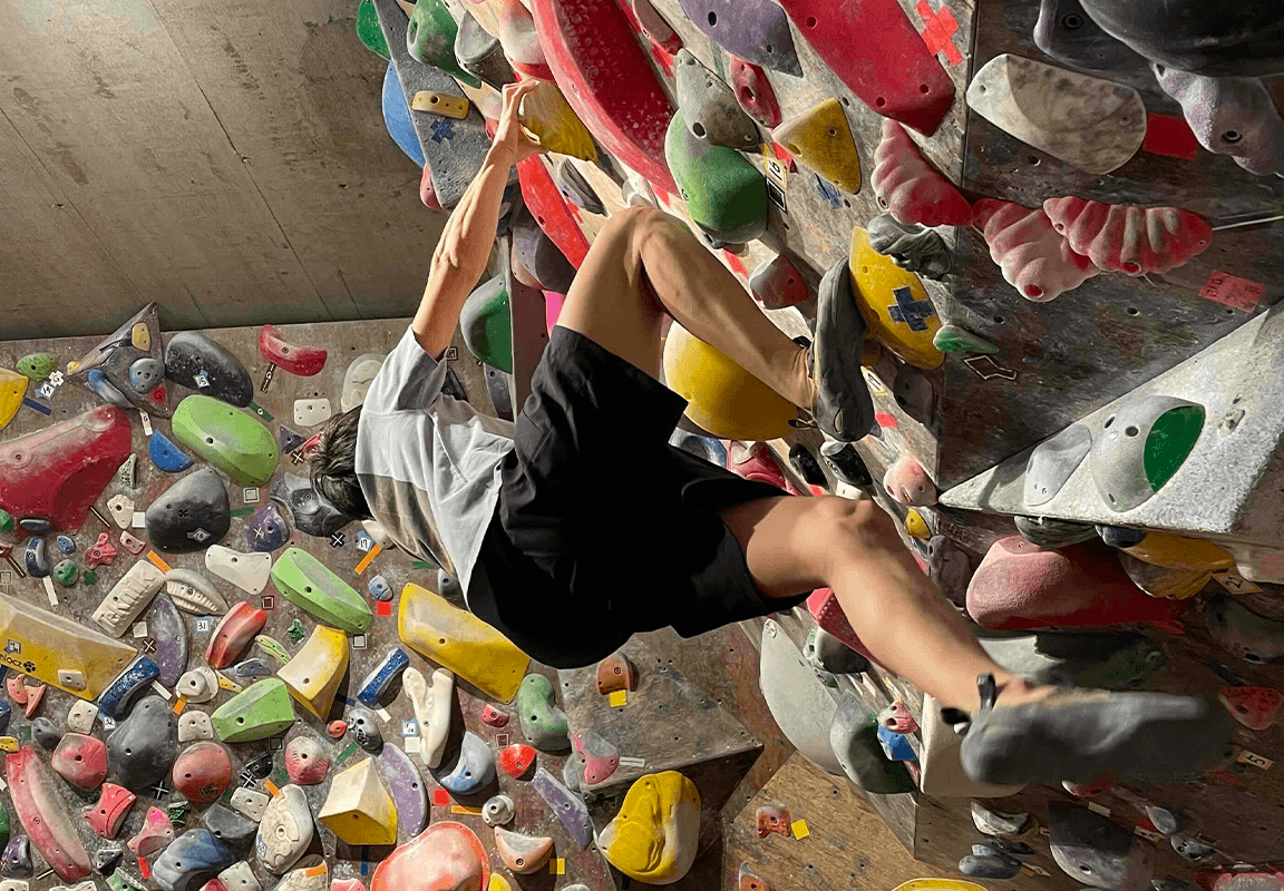 UNDERGROUND（ボルダリングジム）  