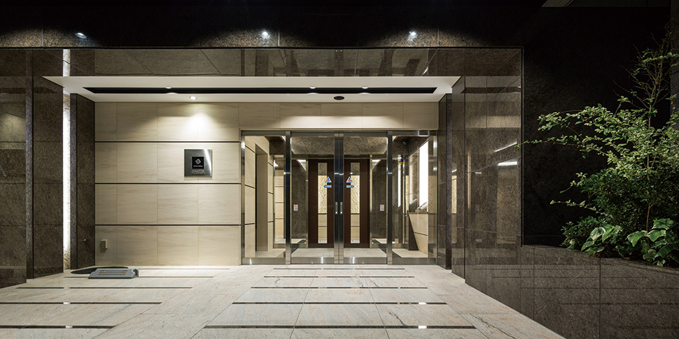ENTRANCE ENTRANCE