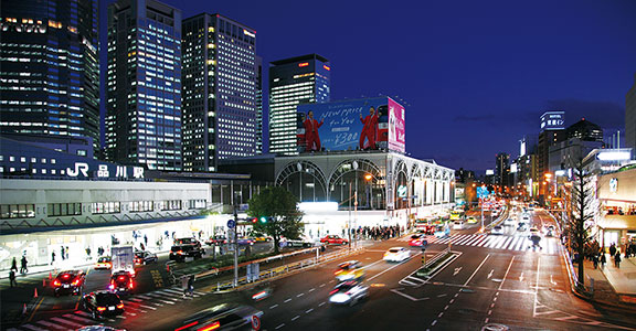品川駅西口（高輪口）
