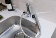 浄水器一体型ハンドシャワー水栓