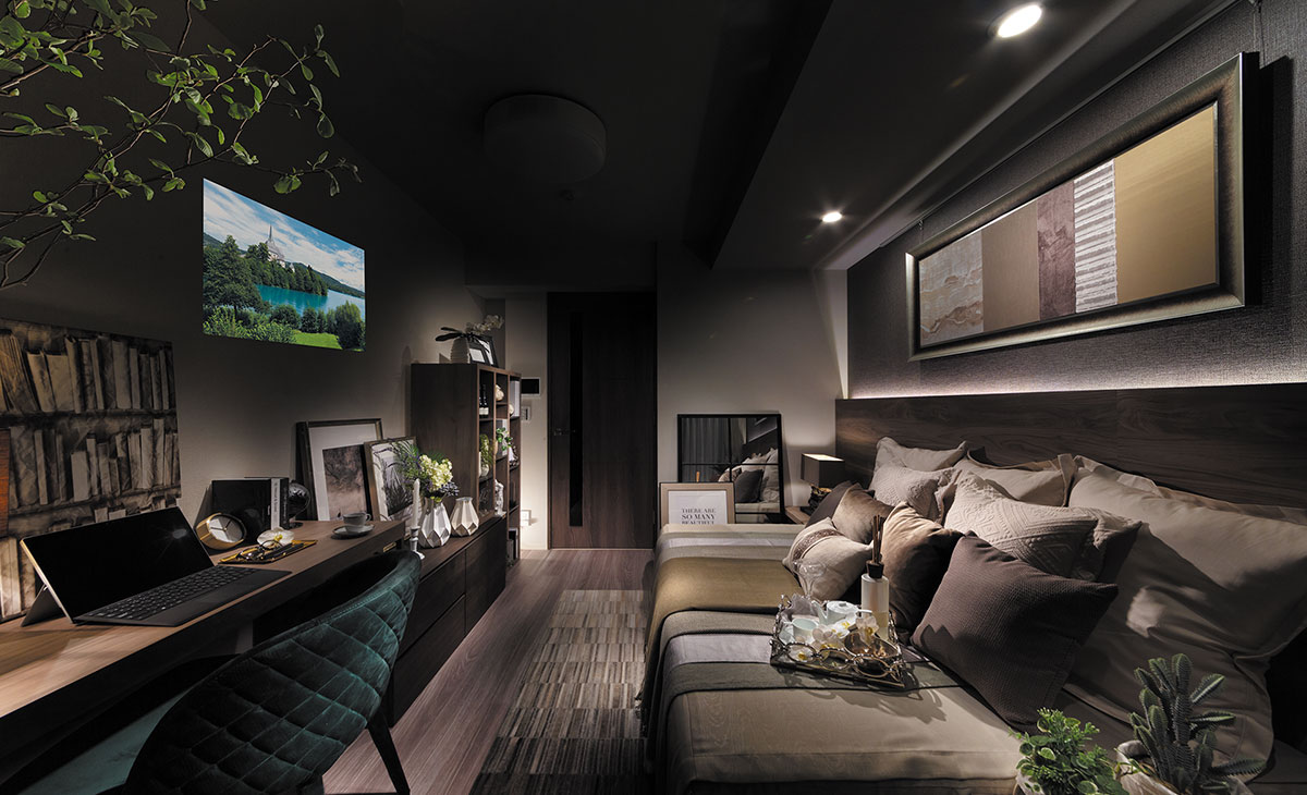BEDROOM